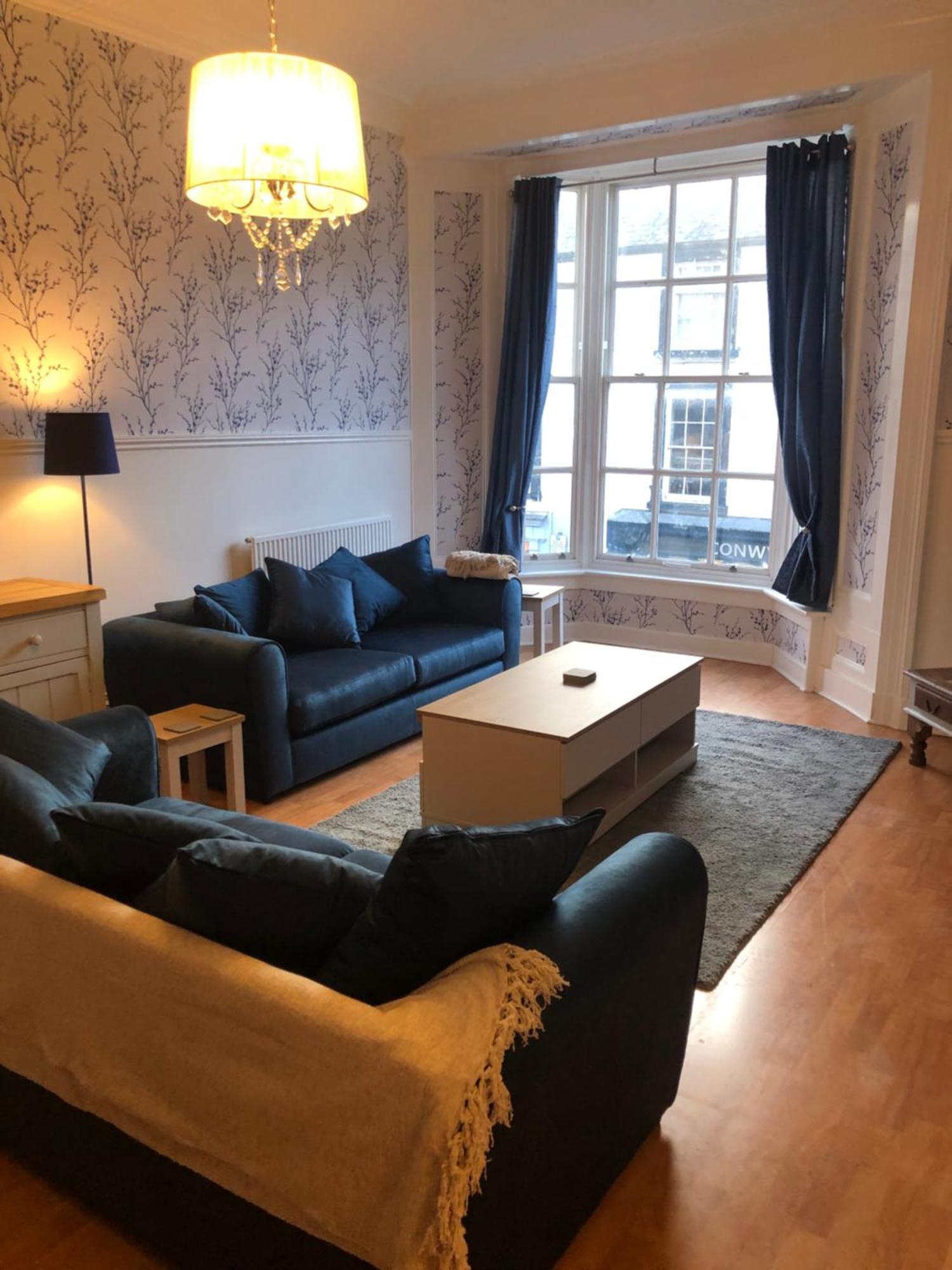 Compton House 1 Apartment คอนวี ภายนอก รูปภาพ